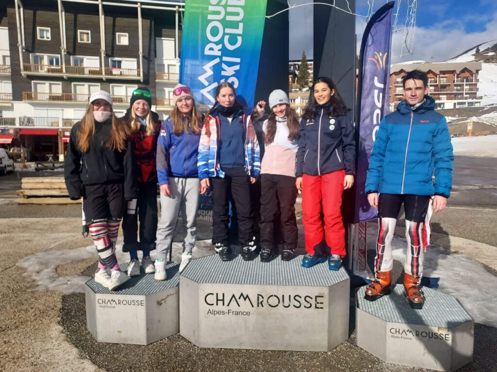 7 élèves à l&rsquo;UGSEL départemental 2025 à Chamrousse